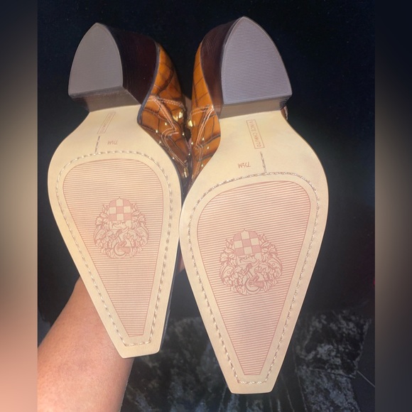 Vince Camuto “Norley Western Boot” - Picture 5 of 6